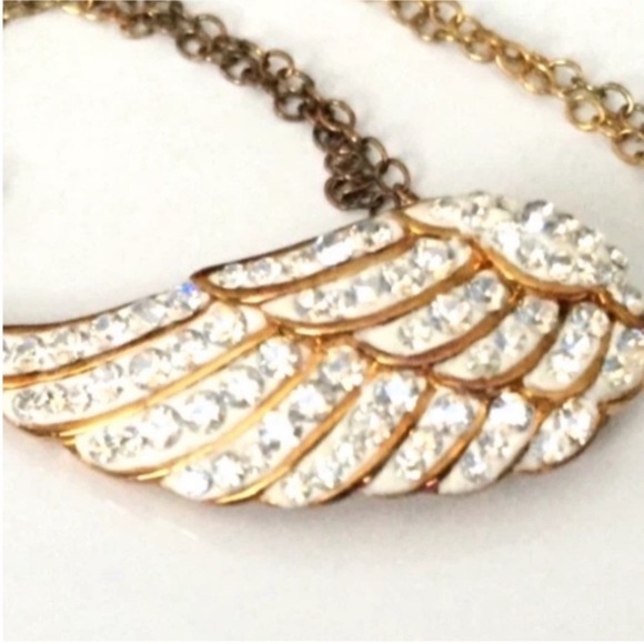 NWT Swarovski Angel Wing Crystals Gold Wash Sterling Silver Necklace - Picture 7 of 7